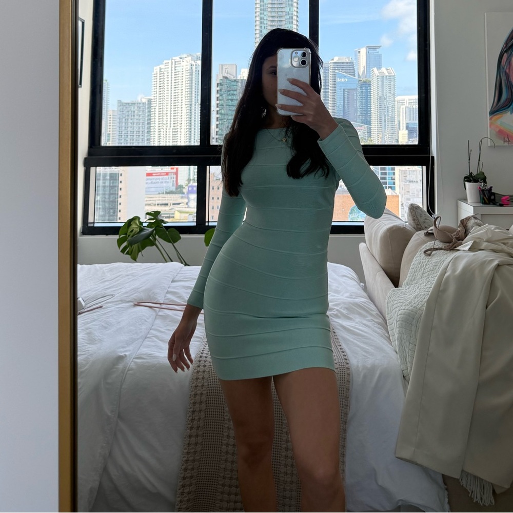 New WithTags ✨👯‍♀️ Herve Leger Bandage Dress ❤️